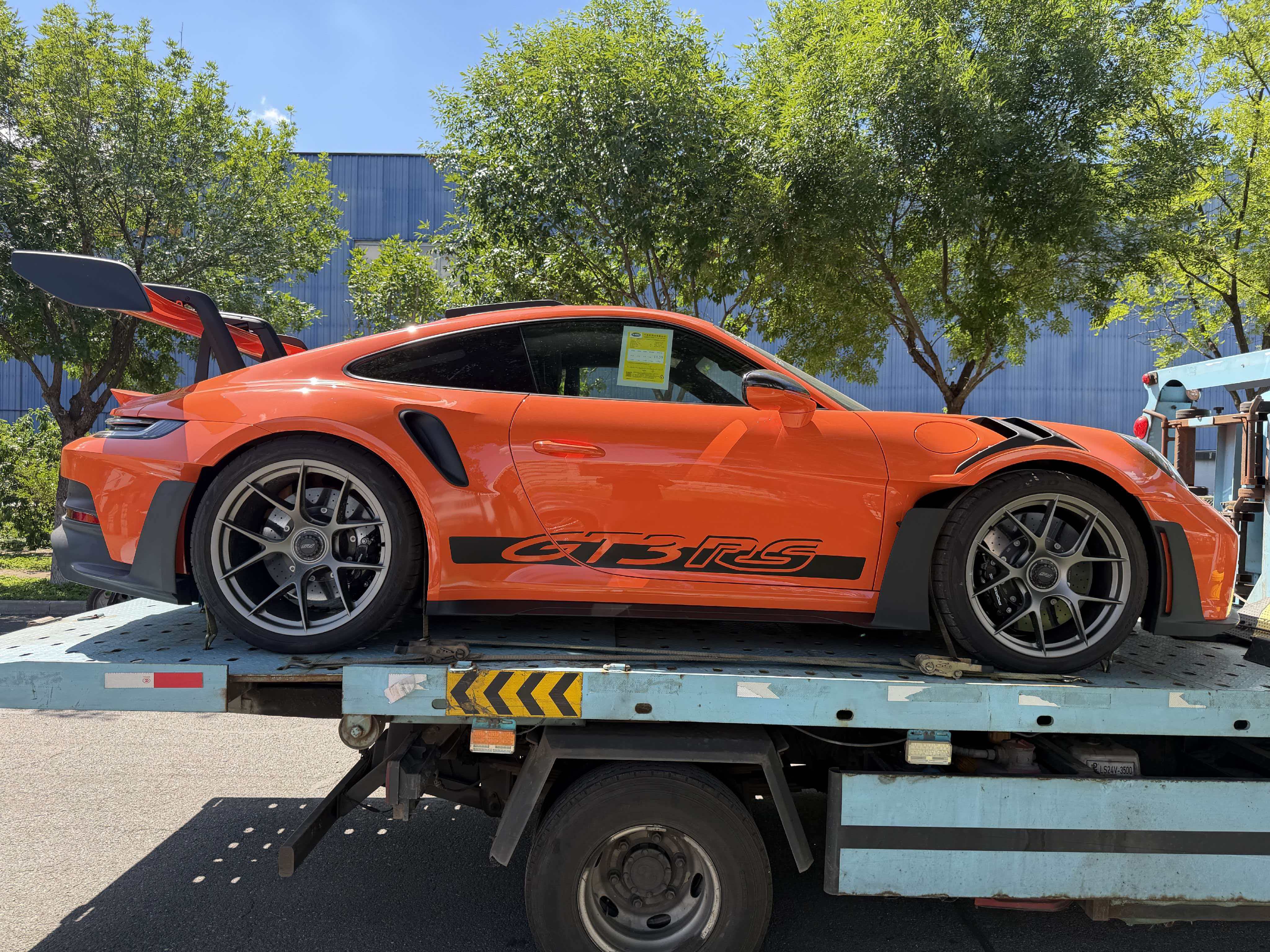 GT3 RS 海湾橙侧面实车